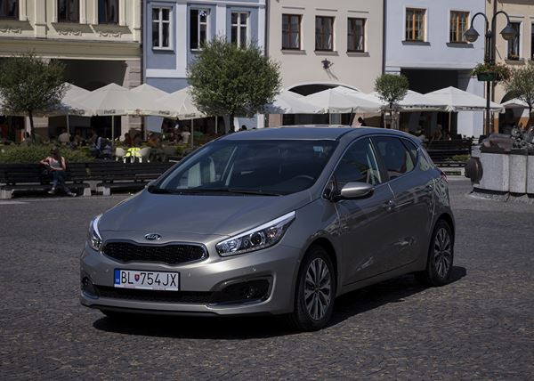 La Kia cee’d restylée embarque des motorisations retravaillées