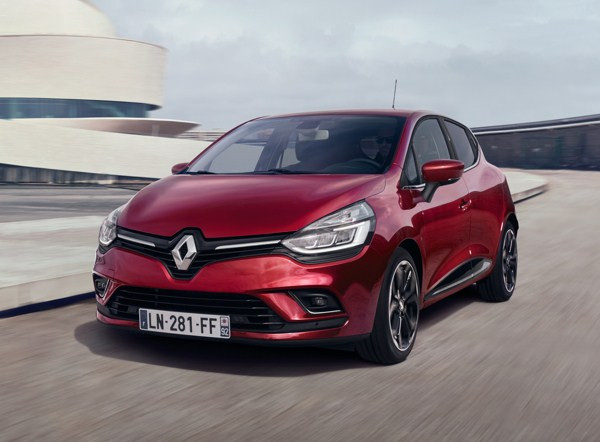 La Renault Clio se renouvelle très légèrement
