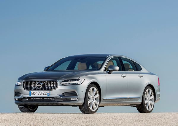La Volvo S90 fait son entrée dans le club fermé des grandes berlines premium