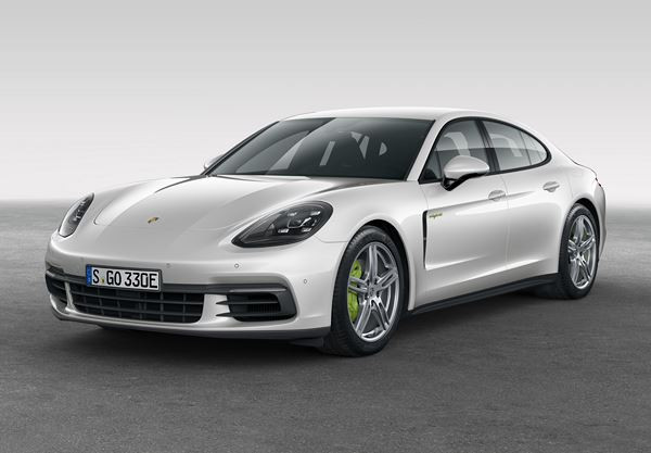 La Porsche Panamera hybride rechargeable reçoit une transmission intégrale