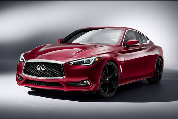 Le coupé Infiniti Q60 affiche un design tout en puissance