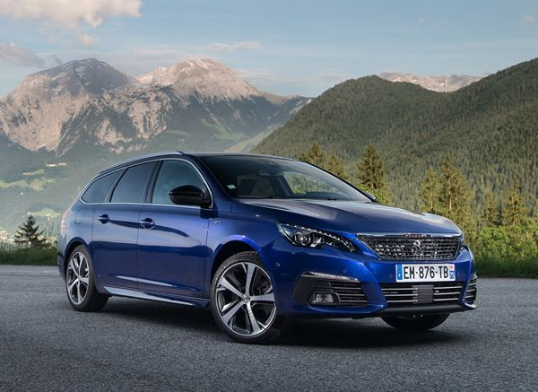La Peugeot 308 SW s’affirme avec une calandre verticale