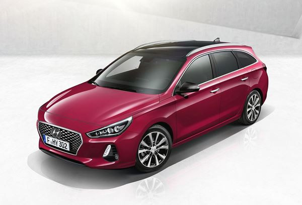 La Hyundai i30 SW affiche une ligne de toit fuselée