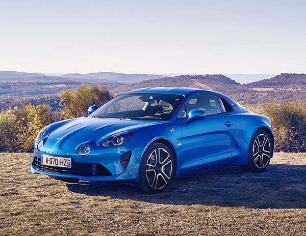 Alpine A110: un coupé deux places à moteur central arrière léger et agile