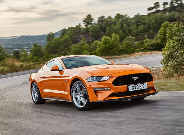 La Ford Mustang se singularise par un profil plus athlétique