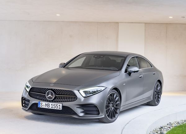 Mercedes CLS : un coupé quatre portes à la silhouette fluide aux lignes épurées
