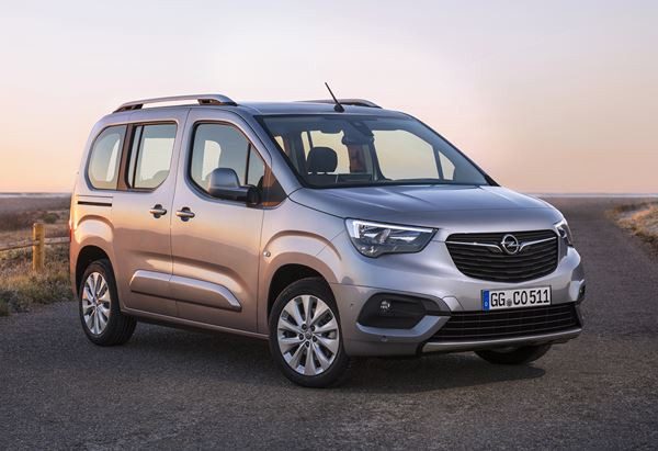 Le ludospace Opel Combo Life est une voiture familiale à tout faire