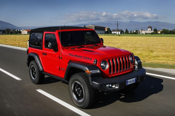 Jeep Wrangler : un 4x4 compact aux capacités de franchissement élevées