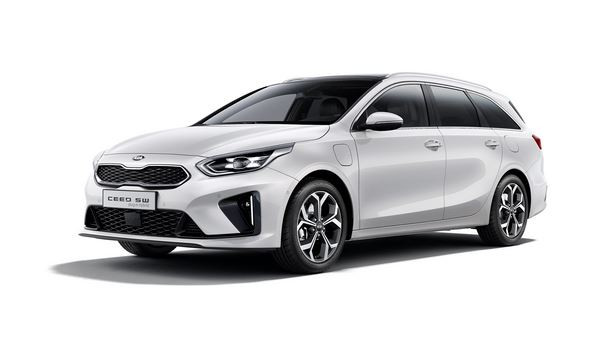 La Kia Ceed SW hybride rechargeable revendique une autonomie électrique de 50 km