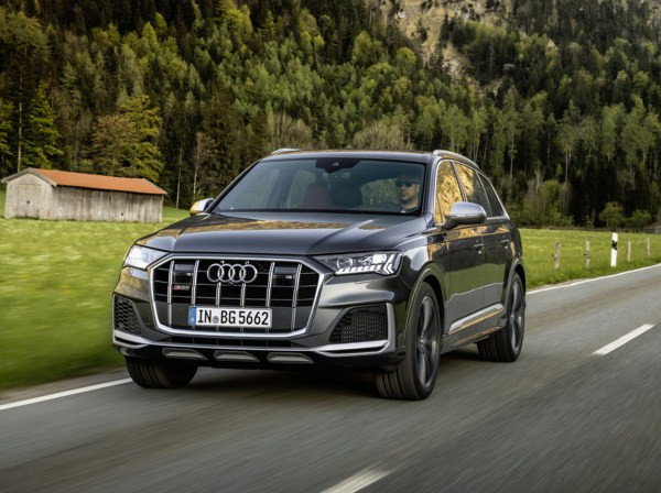 L’Audi SQ7 hautes performances embarque un moteur V8 TFSI de 507 ch