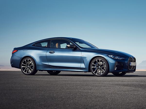 Le coupé deux-portes BMW Série 4 revendique une expérience de conduite sportive