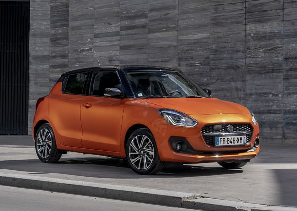 La Suzuki Swift restylée embarque une calandre 3D sportive