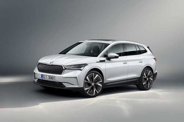 Le SUV électrique de taille intermédiaire Skoda Enyaq iV en approche