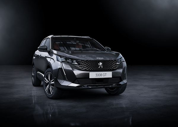 Le SUV Peugeot 3008 affiche une calandre sans cadre prolongée d’ailettes