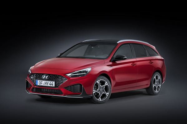 Le break Hyundai i30 SW restylé adopte un design plus aérodynamique