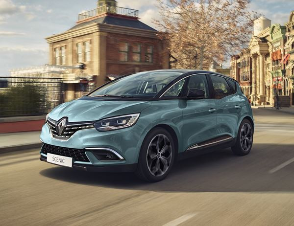 Le Renault Scenic s’offre un design très légèrement rafraichi