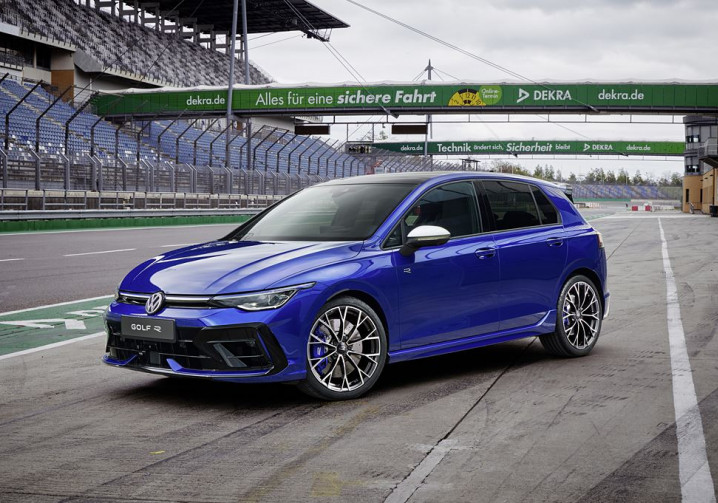 La berline haute performances Volkswagen Golf R revendique une dynamique de conduite optimisée