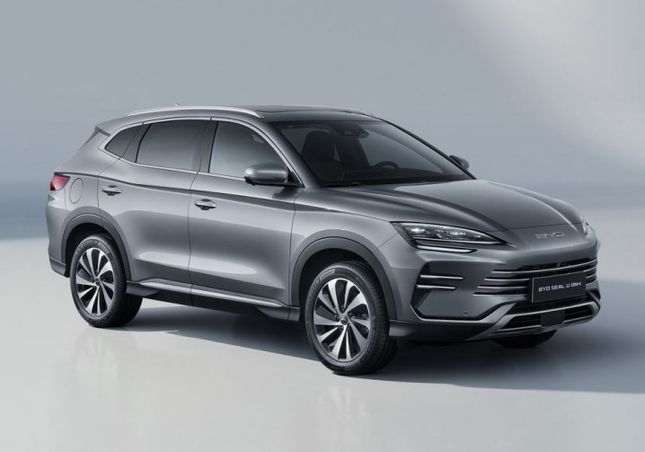 Le SUV hybride rechargeable du segment D Byd Seal U DM-i priorise la traction électrique