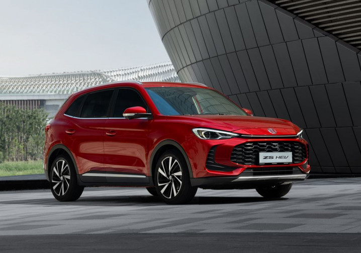 Le MG ZS se positionne sur le segment des SUV compacts