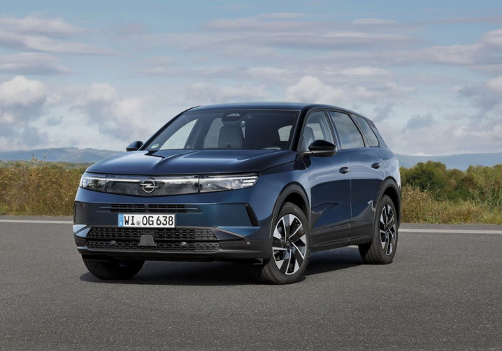 Le grand SUV Opel Grandland reprend des caractéristiques stylistiques du concept Experimental