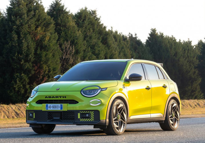 L'Abarth 600e électrique est la plus puissante des Abarth avec 280 ch