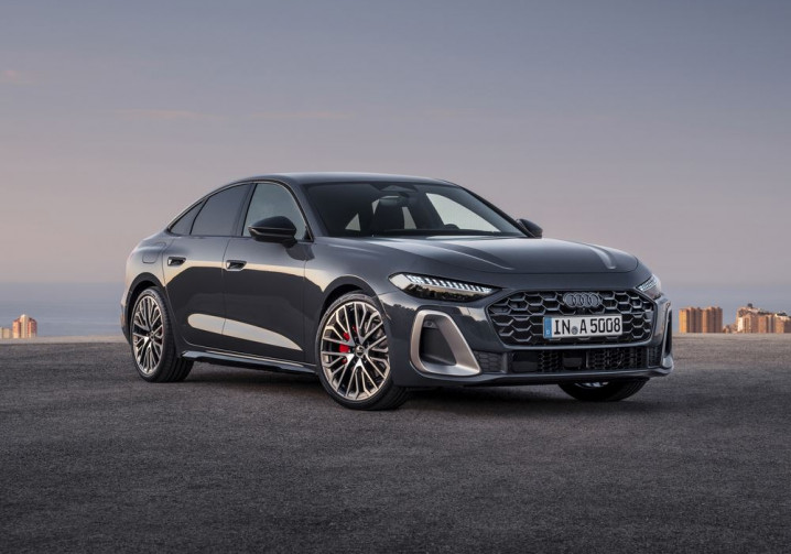 La structure compacte du toit de l'Audi A5 se termine par un hayon court