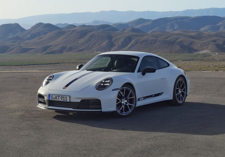 La Porsche 911 Carrera T Coupé se concentre sur l'essentiel