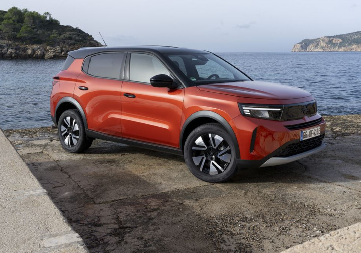 Le SUV de taille compacte Opel Frontera Electric revendique une autonomie WLTP de 301 km