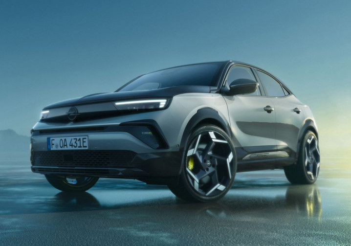 Le SUV urbain électrique Opel Mokka GSE embarque un bloc électrique de 281 ch