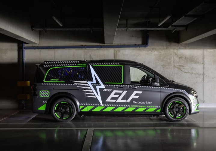 La charge conductive via le plancher du véhicule électrique permet un transfert d'énergie efficace