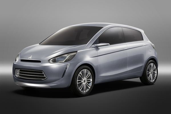 Mitsubishi présente sa prochaine petite voiture mondiale à Genève