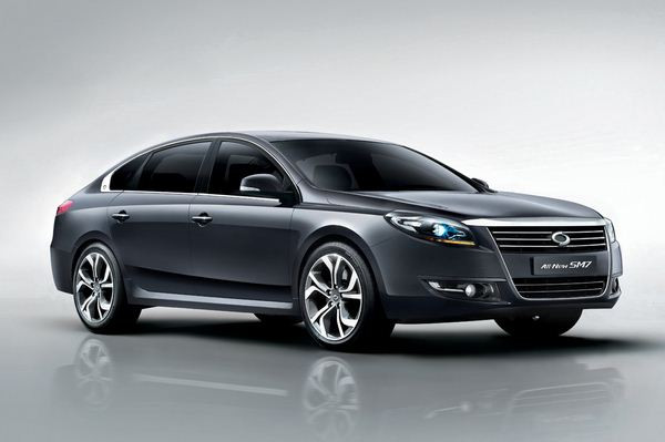 Renault Samsung présente la nouvelle SM7