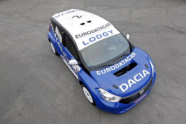 Dacia dévoile son nouveau monospace familial Lodgy en version « Glace »