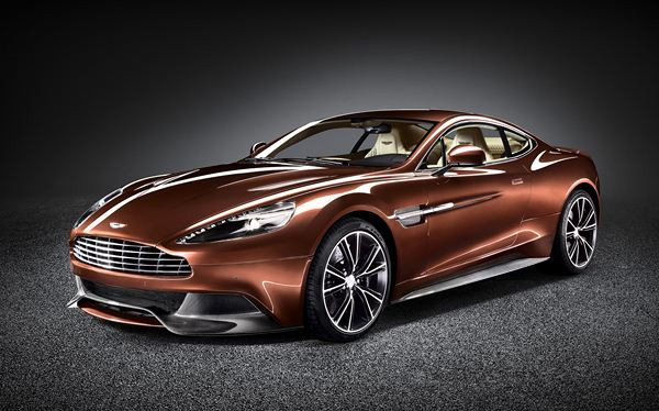 Aston Martin dévoile la nouvelle Vanquish
