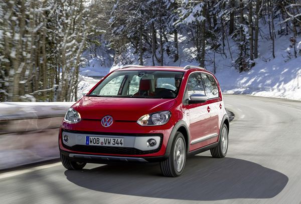 La Volkswagen cross up! avec un look spécifique de baroudeur au salon de Genève