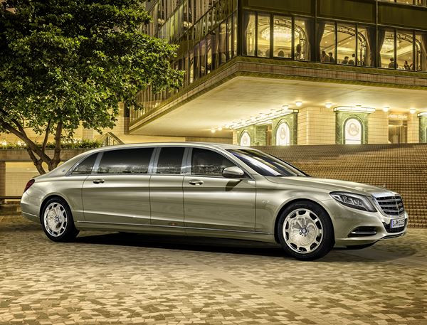 La Mercedes-Maybach Pullman perpétue la tradition du luxe automobile