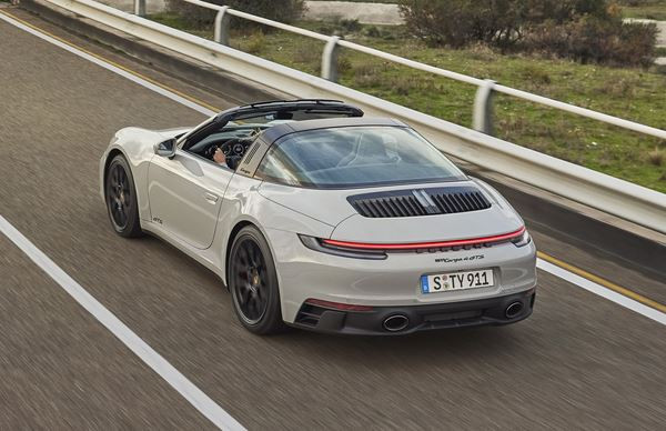 La Porsche 911 Targa se décline en version sportive GTS