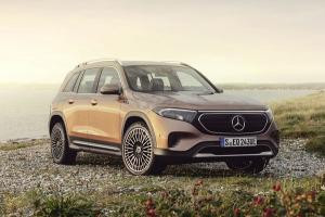 Le SUV compact électrique Mercedes EQB peut accueillir jusqu'à sept personnes