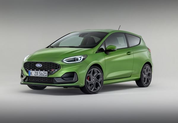La Ford Fiesta ST restylée présente une face avant plus agressive