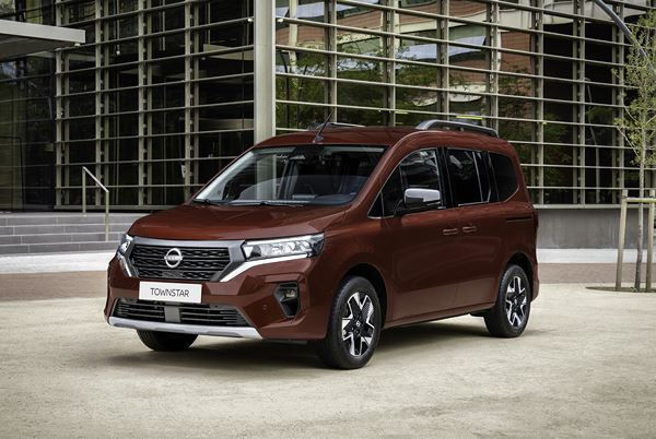 La version combi du Nissan Townstar revendique un confort de voiture de tourisme