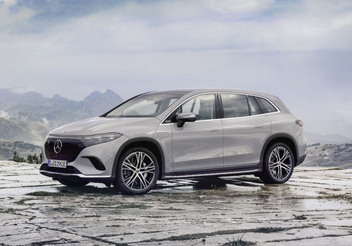 Le Mercedes EQS SUV offre beaucoup d'espace pour un maximum de sept passagers