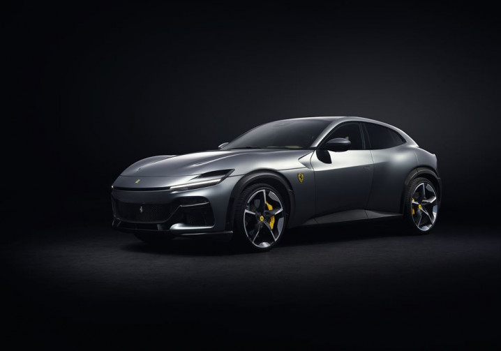Le Ferrari Purosangue revendique l'expérience de conduite emblématique de la marque