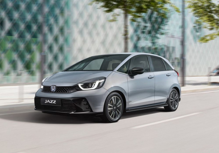 La Honda Jazz e:HEV s'offre un très léger restylage extérieur