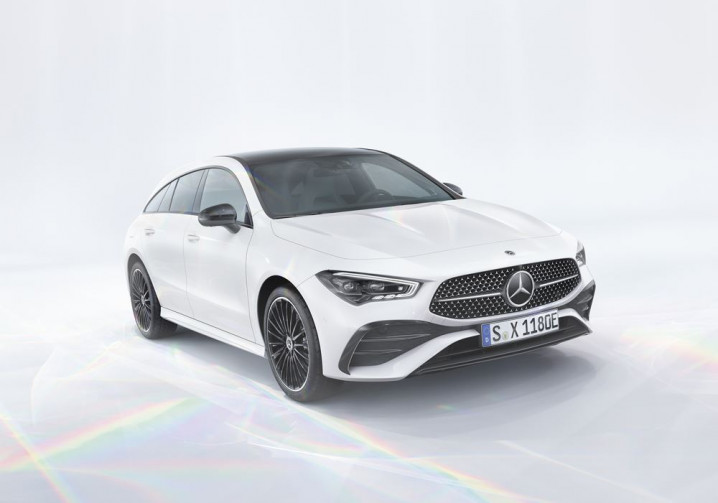 La Mercedes-Benz CLA Shooting Brake s'offre de très légères retouches