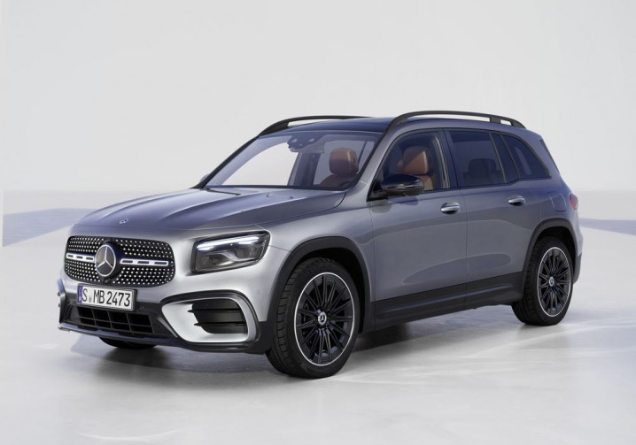 Le SUV compact rallongé Mercedes-Benz GLB s'offre une mise à jour