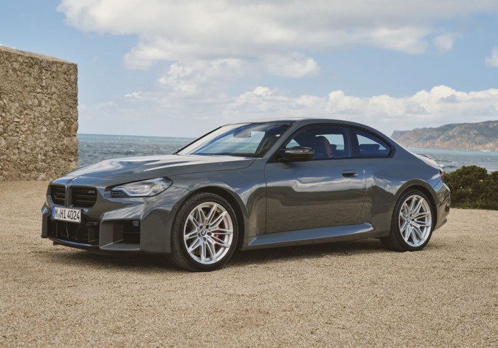 La nouvelle version de la BMW M2 embarque un six cylindres en ligne de 480 ch