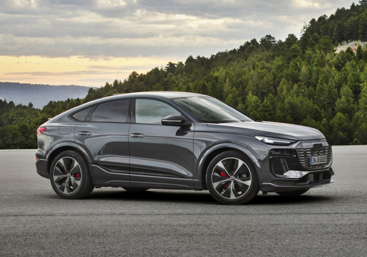 L'Audi Q6 Sportback e-tron électrique combine l'espace d'un SUV avec le dynamisme d'un coupé