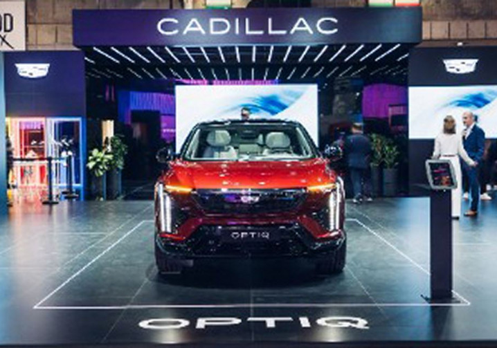 Le SUV électrique de luxe de taille intermédiaire Cadillac Optiq affiche un style moderne
