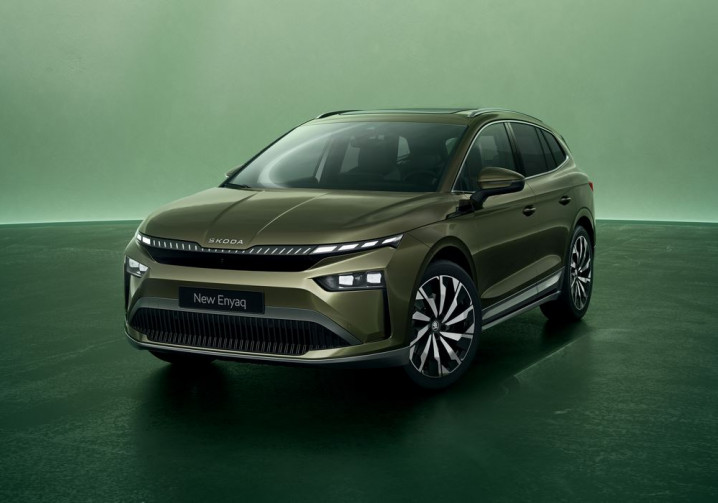La Skoda Enyaq électrique restylée arbore le nouveau langage de conception Modern Solid
