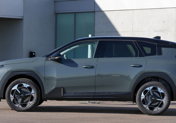La seconde génération du Citroën C5 Aircross repose sur la plateforme Stellantis STLA Medium